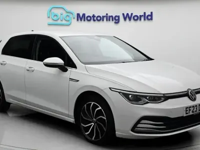 Used VW Golf VIII Edition 131 HP (96 kW) 2023 White Hatchback