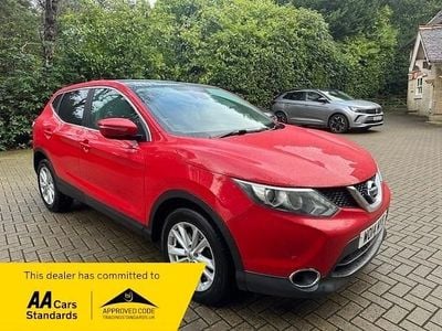 Used Nissan Qashqai Acenta Premium 2014 Red SUV