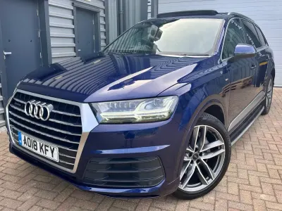 Used Audi Q7 S-Line 2018 Blue SUV