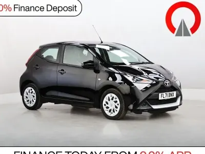 Used Toyota Aygo X-play 71 HP (52 kW) 2021 Black Hatchback