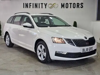 Begagnad Skoda Octavia SE Technology 115 HK (84 kW) 2018 Vit Kombi