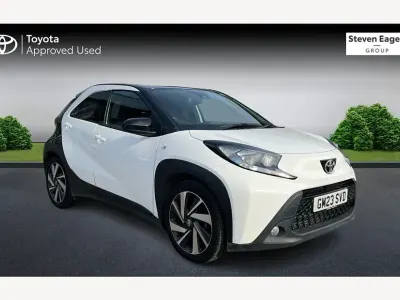 Used Toyota Aygo X 72 HP (52 kW) 2023 White SUV