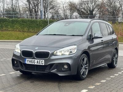 BMW 220