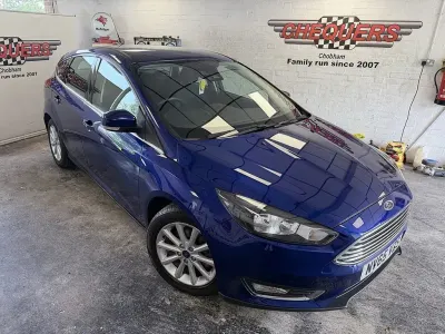 Used Ford Focus Titanium 125 HP (91 kW) 2016 Blue Hatchback