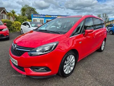 Second-hand Vauxhall Zafira 140 CP (102 kW) 2018 Roșu Monovolum