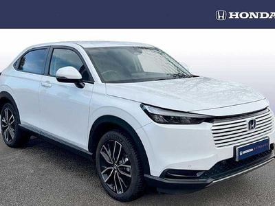 Used Honda HR-V Elegance 131 HP (96 kW) 2024 White SUV