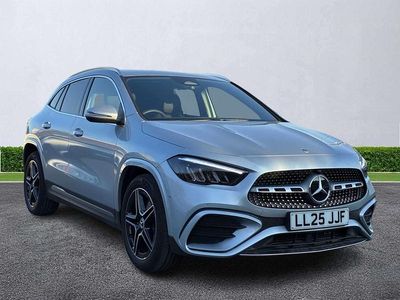 Used Mercedes GLA200 Executive 163 HP (119 kW) 2025 Silver SUV