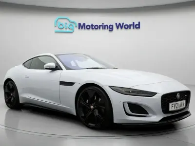 Used Jaguar F-Type R-Dynamic 296 HP (217 kW) 2021 White Coupe