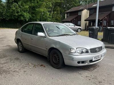 Silver Used 2001 Toyota Corolla Hatchback | £750