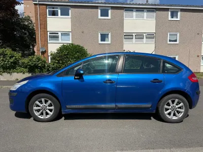 Begagnad Citroën C4 2009 Blå Halvkombi