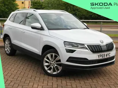 Used Skoda Karoq SE 116 HP (85 kW) 2019 White SUV