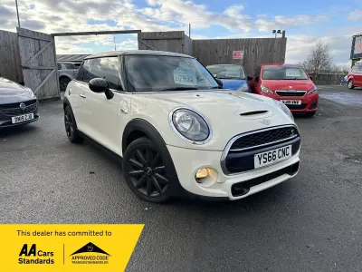 Usado Mini Cooper S Hatch 2016 Blanco Utilitario
