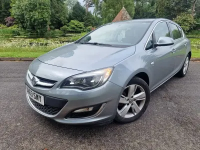 Used Vauxhall Astra SRi 165 HP (121 kW) 2013 Silver Hatchback