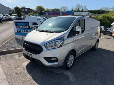 Used Ford Transit Custom Limited 170 HP (125 kW) 2019 Silver Van