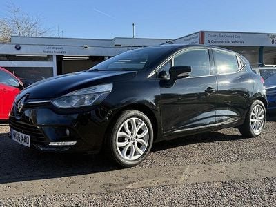 Used Renault Clio IV Dynamique 2017 Black Hatchback