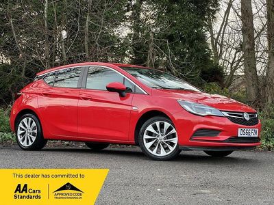 Second-hand Vauxhall Astra Design Edition 2016 Roșu Hatchback