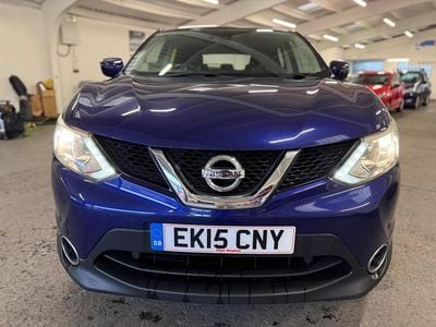 Blue Used 2015 Nissan Qashqai Acenta SUV | £6,000 (A bit pricey)