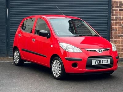 Used Hyundai i10 Classic 86 HP (63 kW) 2011 Red Hatchback