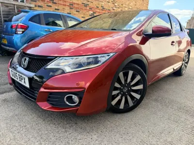 Used Honda Civic SR 142 HP (104 kW) 2015 Red Hatchback
