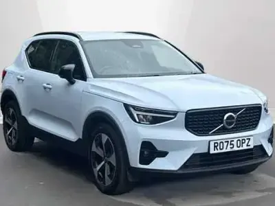 Used Volvo XC40 Plus 194 HP (142 kW) 2025 Blue SUV