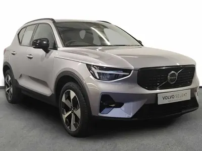 Used Volvo XC40 Plus 161 HP (118 kW) 2025 Silver SUV