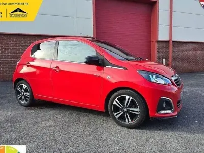 Used Peugeot 108 GT-line 82 HP (60 kW) 2017 Red Hatchback