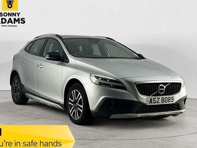 Used 2017 Volvo V40 CC Estate | £7,990 (Super price)