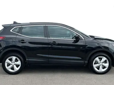Used Nissan Qashqai Acenta Premium 2020 Black SUV