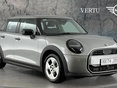 Used Mini Cooper Hatch 154 HP (113 kW) 2024 Silver Hatchback