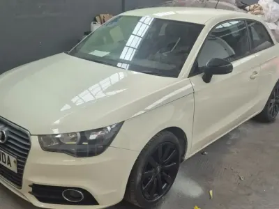 Gebraucht Audi A1 Sport 2011 Weiß Kleinwagen