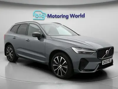 Used Volvo XC60 Plus 250 HP (183 kW) 2023 Grey SUV