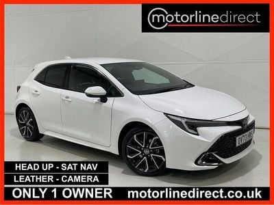 Used Toyota Corolla 140 HP (102 kW) 2023 White Hatchback