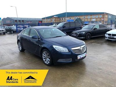 Used Vauxhall Insignia 2011 Blue Hatchback