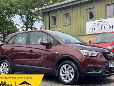Used Vauxhall Crossland X 81 HP (59 kW) 2018 Red SUV