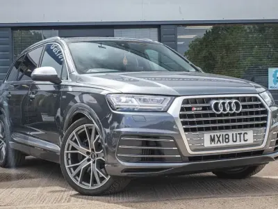 Usado Audi SQ7 Advanced 435 CV (319 kW) 2018 Gris SUV