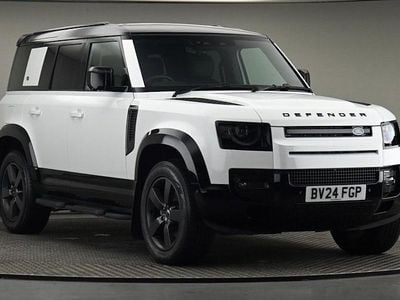 Exterior paint fuji white Used 2024 Land Rover Defender HSE Dynamic SUV | £62,500 (Good price)