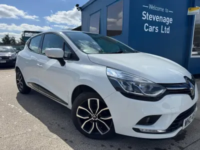 Used Renault Clio Play 2018 White Hatchback