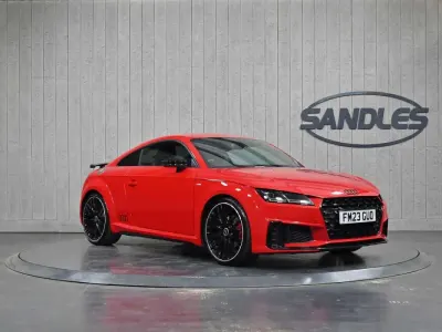 Used Audi TT Comfort 245 HP (180 kW) 2023 Red Coupe