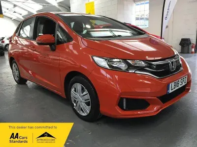 Used Honda Jazz S 102 HP (75 kW) 2018 Orange Hatchback