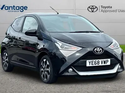 Used Toyota Aygo X-plore 68 HP (50 kW) 2018 Black Hatchback