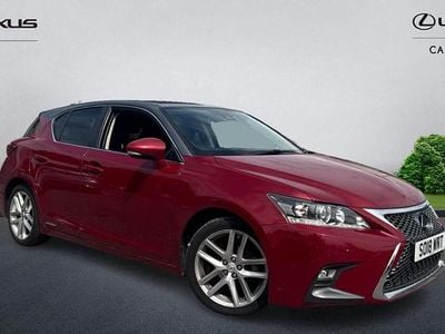 Lexus CT200h