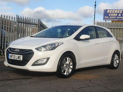 White Used 2013 Hyundai i30 Style Hatchback | £3,795 (Fair price)