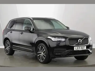 Used Volvo XC90 Momentum 235 HP (172 kW) 2022 Black SUV