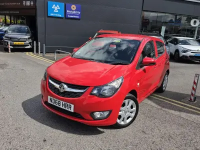 Used Vauxhall Viva 72 HP (52 kW) 2019 Red