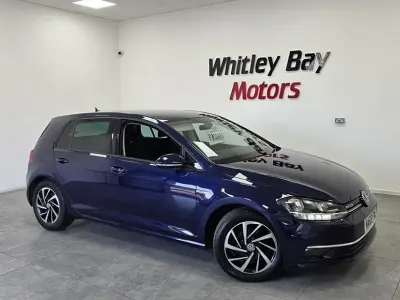 Used VW Golf VII Match 130 HP (95 kW) 2019 Blue Hatchback