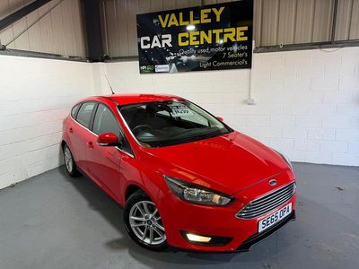 Used Ford Focus Zetec 2016 Red Hatchback