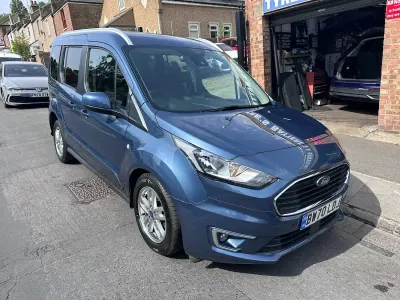 Used Ford Tourneo