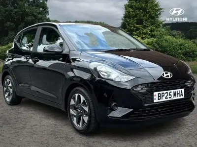 Used Hyundai i10 Advanced 61 HP (44 kW) 2025 Black Hatchback