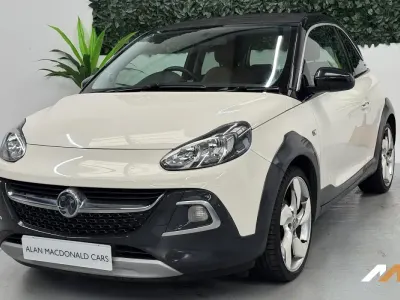 Used Vauxhall Adam Rocks 87 HP (63 kW) 2015 White Hatchback
