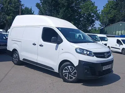 Used Vauxhall Vivaro S 100 HP (73 kW) 2023 White MPV